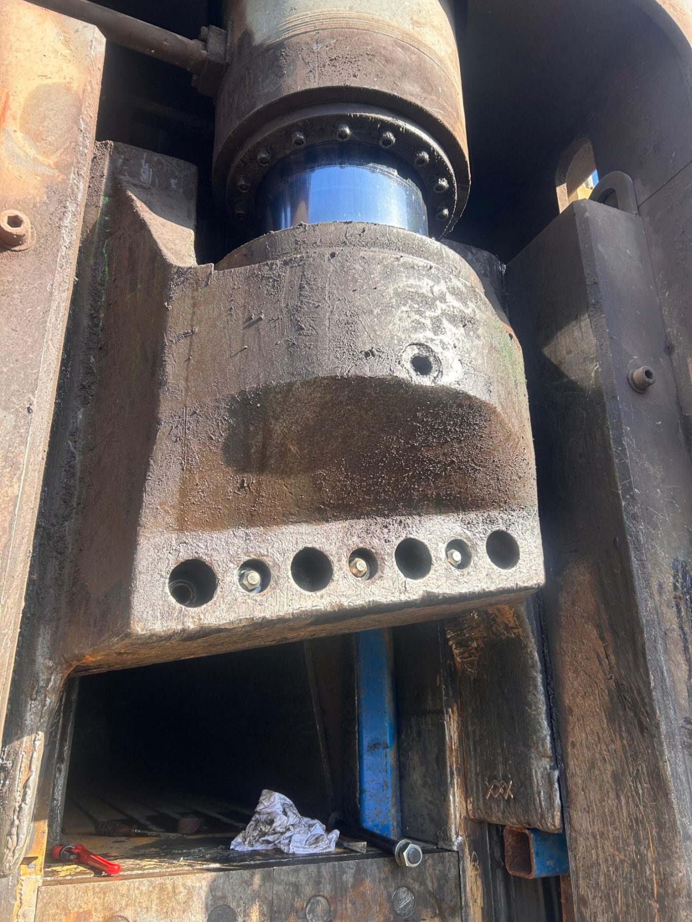 Changement couteaux sur cisaille 800T